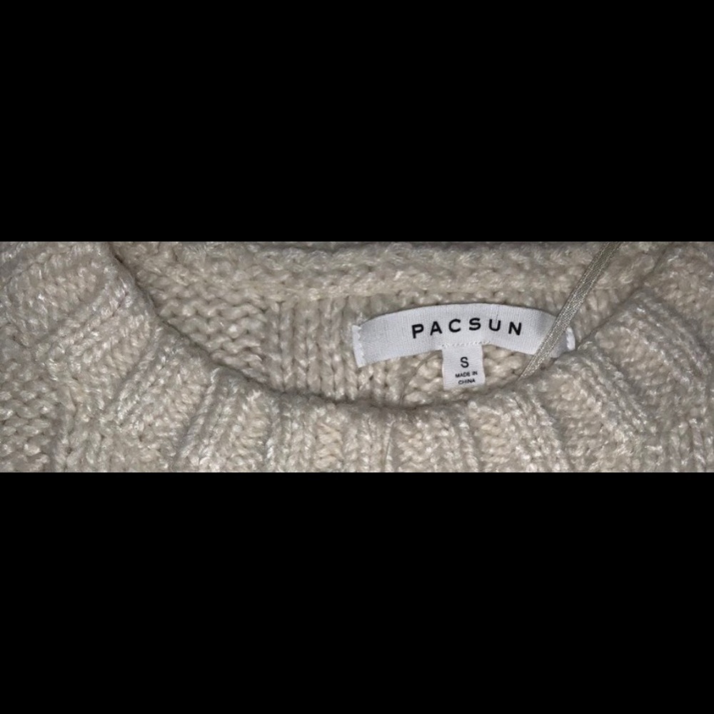 White Ribbed Sweater - Picture 3 of 3